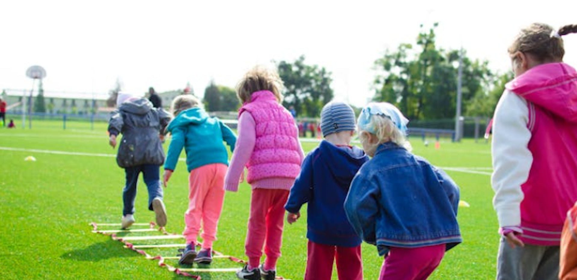 Enfants qui jouent