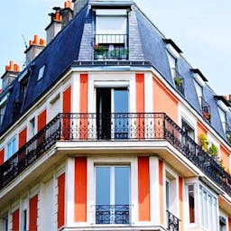 Le toit d'une copropriété 