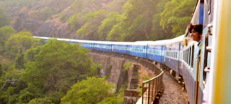 Le train, un moyen de transport pour vos vacances