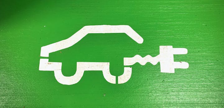 3 équipements qui drainent la batterie de votre voiture électrique