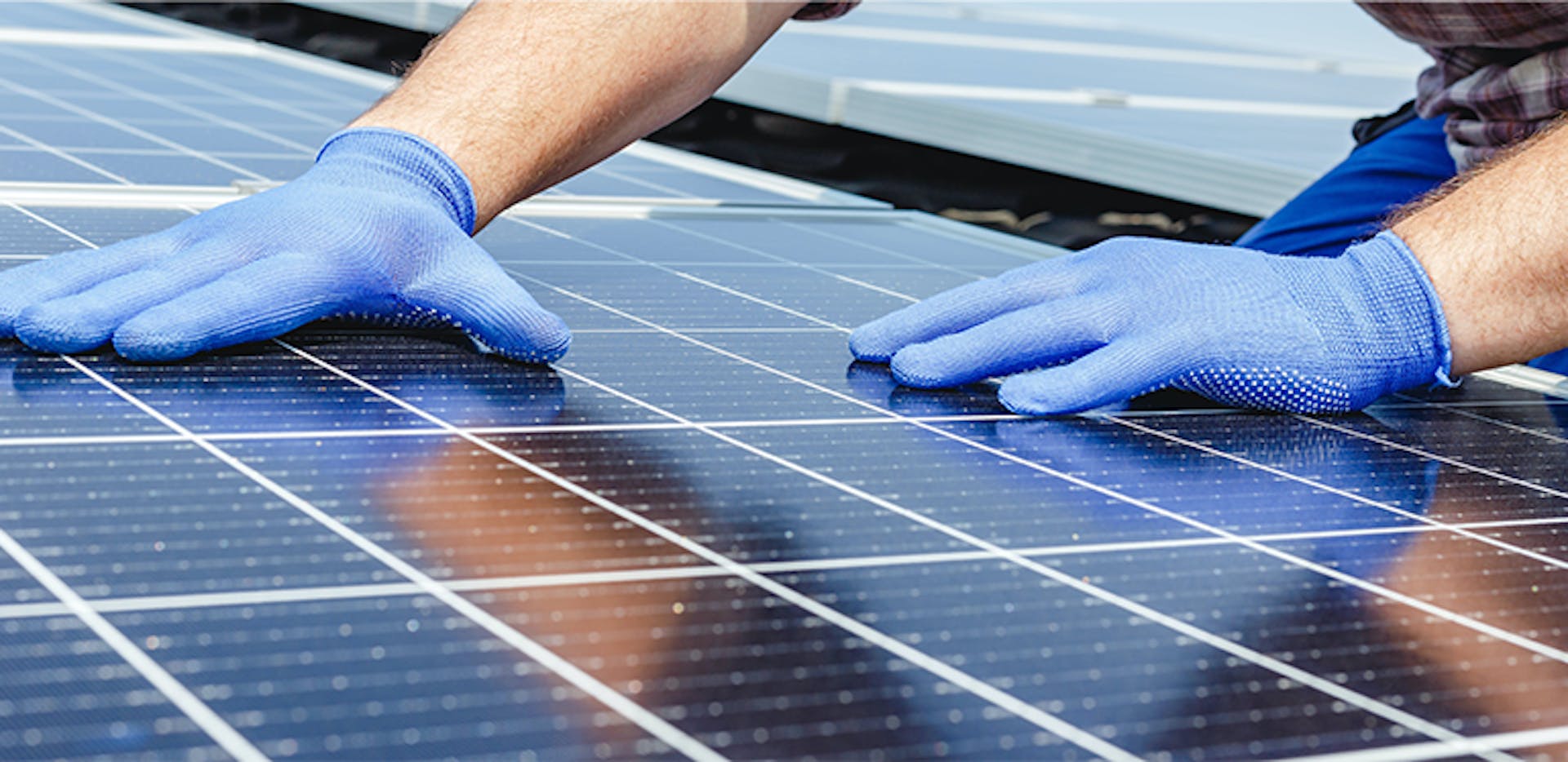 Panneaux solaires photovoltaïques : définition, fonctionnement