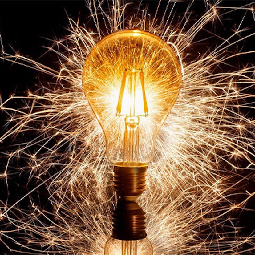 Ampoule électrique qui explose du fait d'une surconsommation Linky