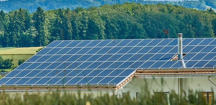 Comment trouver le meilleur panneau solaire pour votre centrale