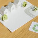 feuilles de papier qui illustrent le recylage