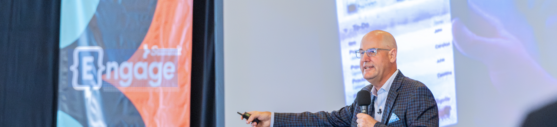 Stan Phelps Keynote:
Little Things Make the Biggest Difference: Keys to a Great Customer Experience in Higher Ed