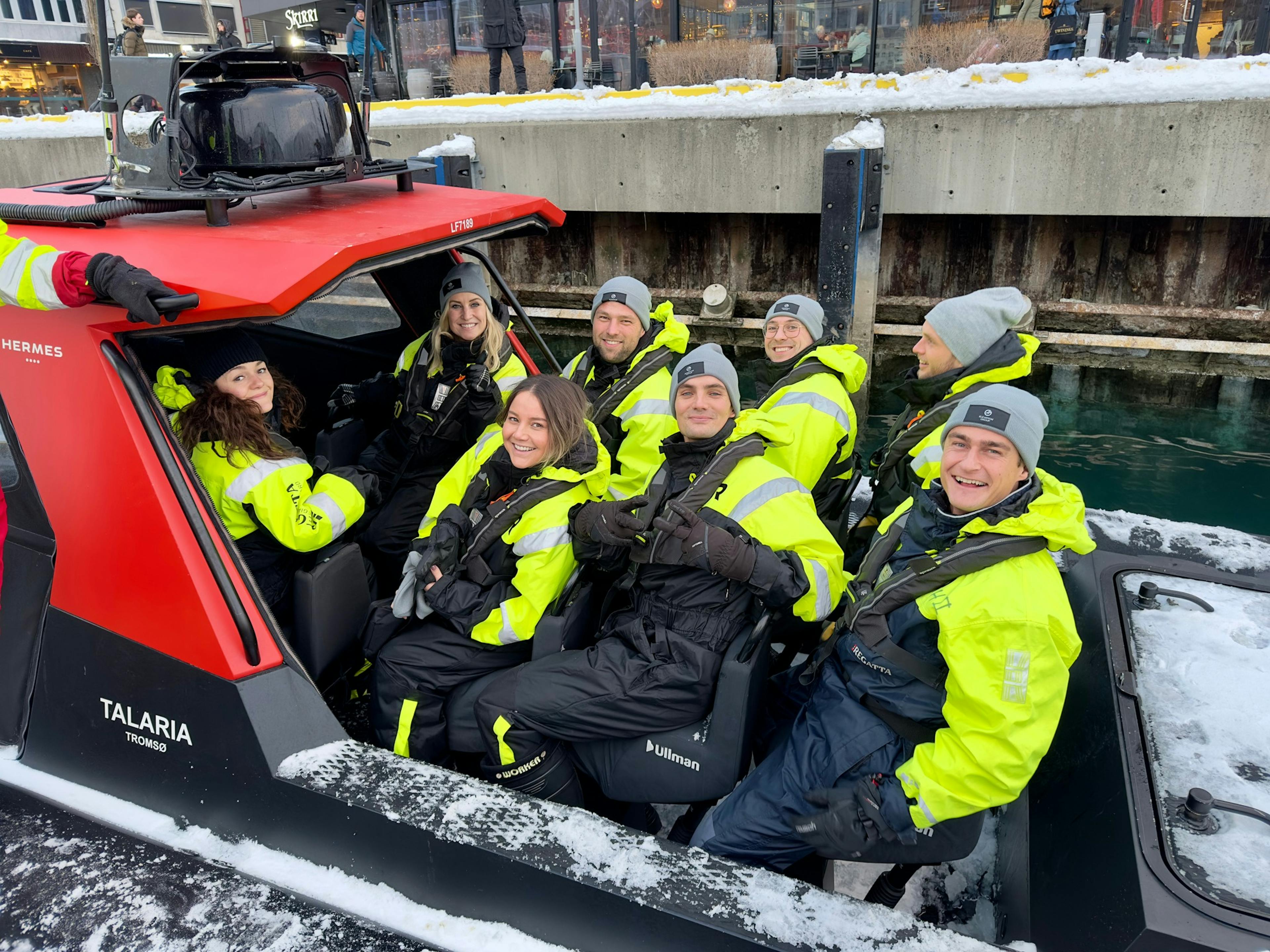 Groepsfoto op de boot.
