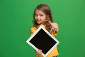https://images.prismic.io/elevenrush/16be977a-87a3-4964-abd3-8e1db6f02976_little-funny-girl-with-tablet-green-studio-wall_155003-29255-300x200.jpg?auto=compress,format