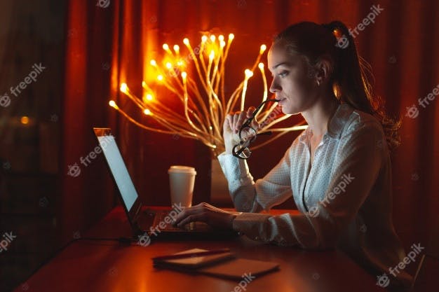 https://images.prismic.io/elevenrush/fed5345f-069c-490e-91ac-dd0355f80326_young-woman-working-online-using-laptop-late-night-home-evening-worker-remote-work_122732-1108+%281%29.jpg?auto=compress,format