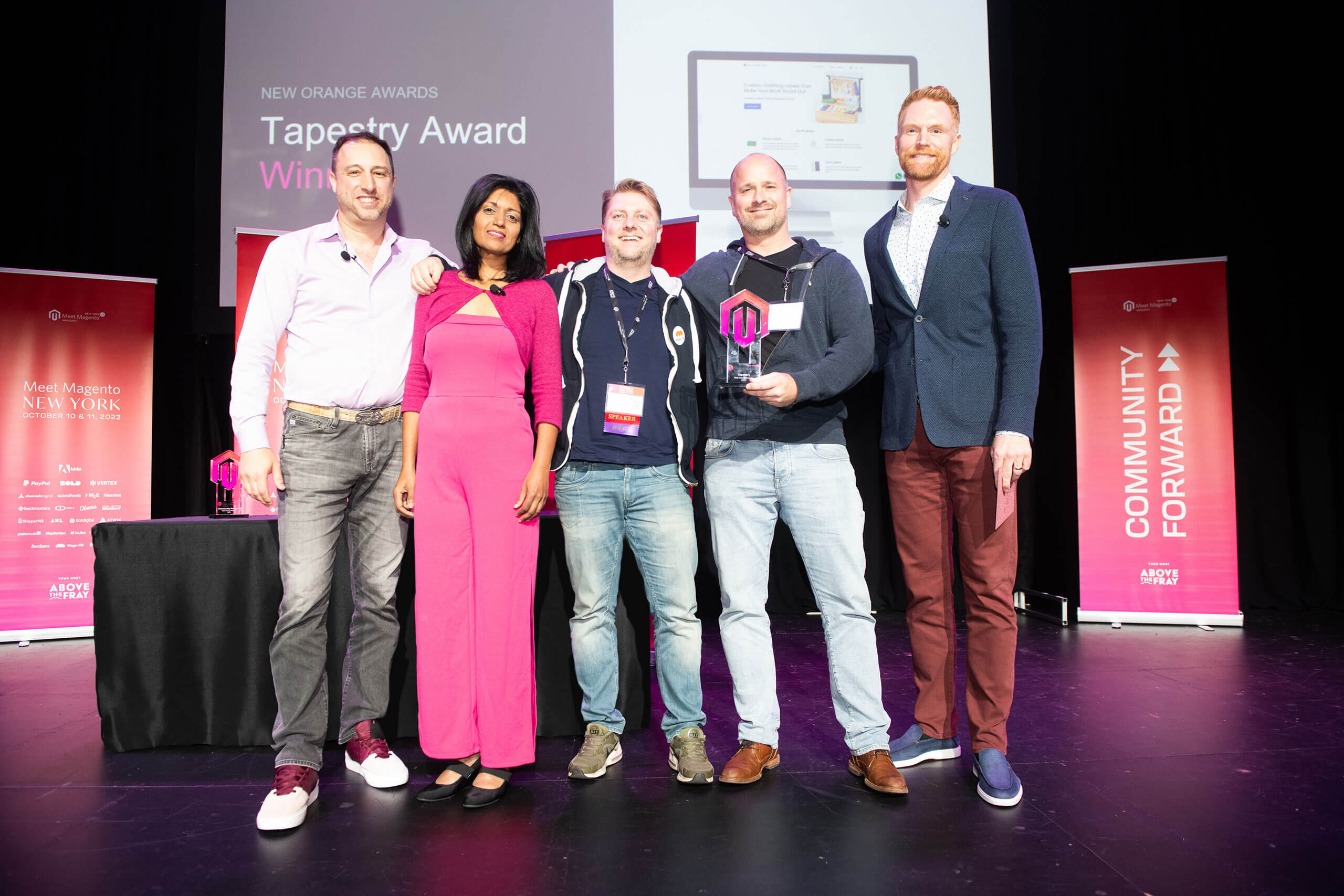 The Tapestry Award is received in New York on stage by Peter Jaap and Arjen