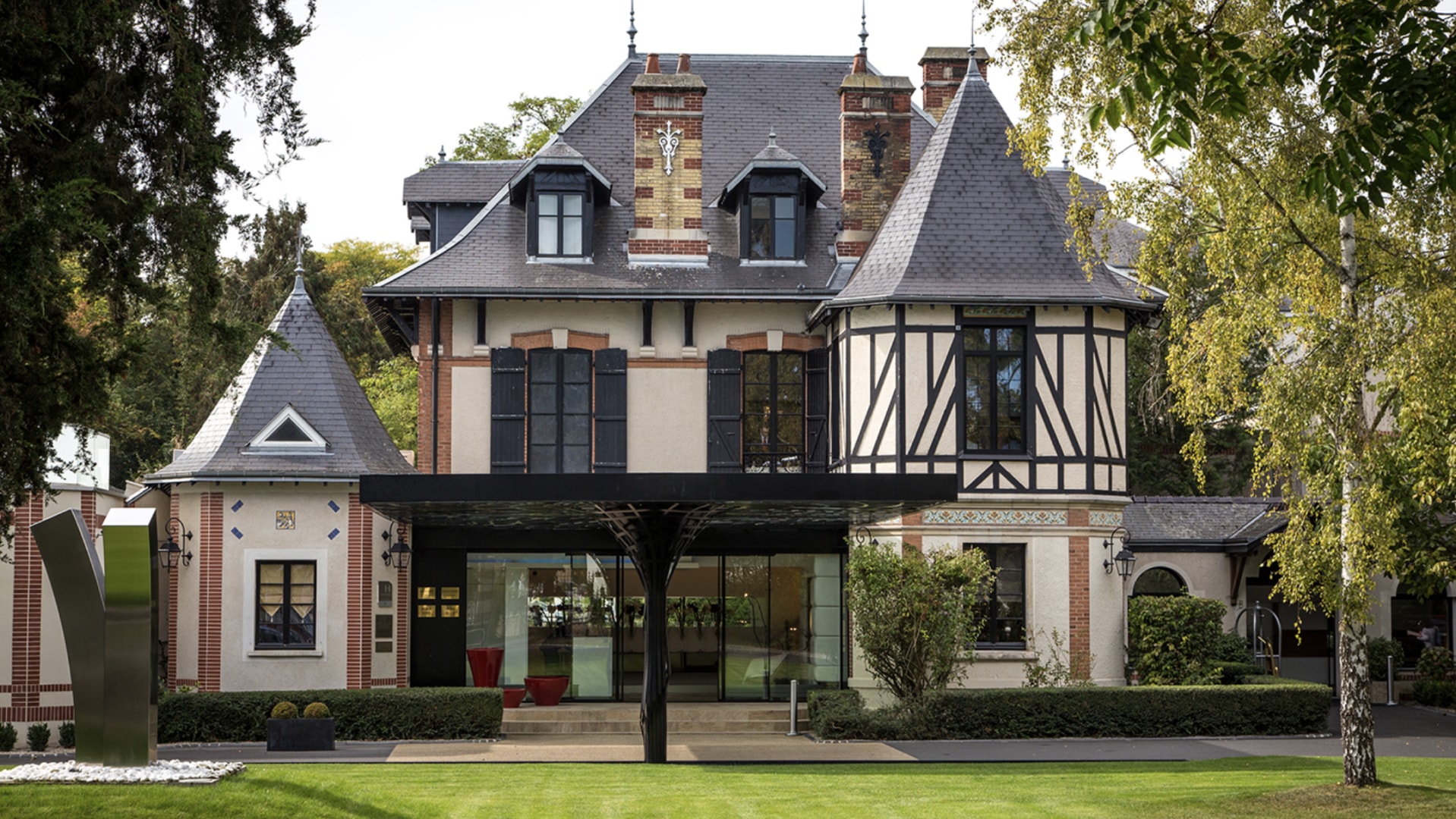 Victorian house with exposed beams. 
