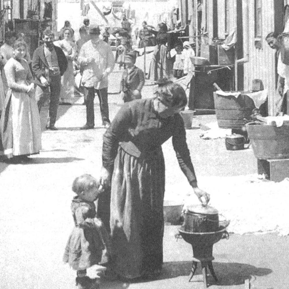 Buenos Aires tenement house (c. 1900).