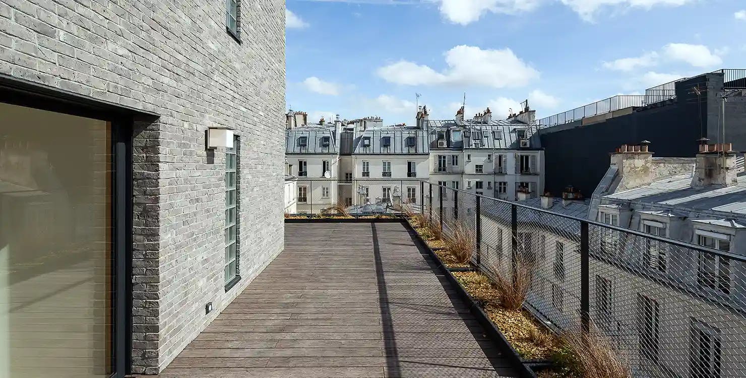 Terrasse d'un appartement neuf à Paris 11 au sein du programme immobilier 12 Popincourt