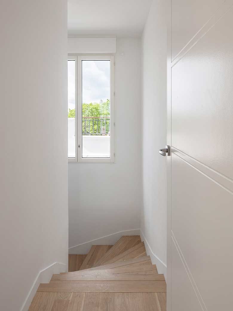 "1 Rue Roussel, appartement neuf à Saint-Maur : partie escalier