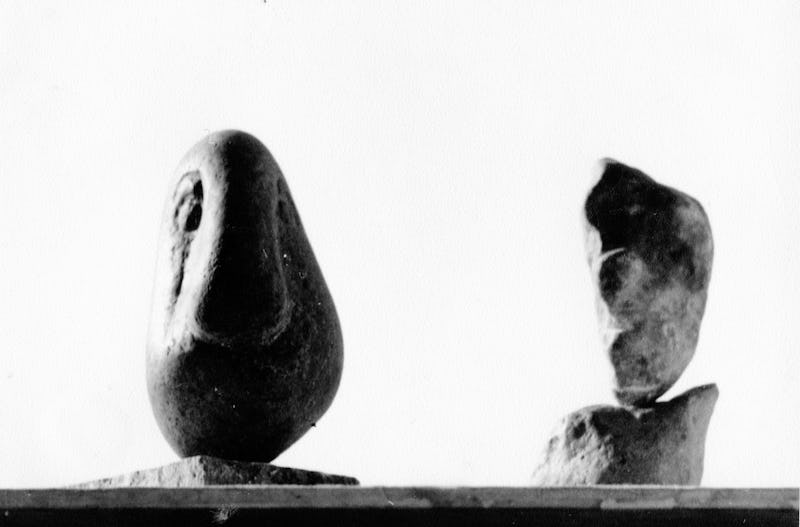 Sculptură în piatră reprezentând două animale