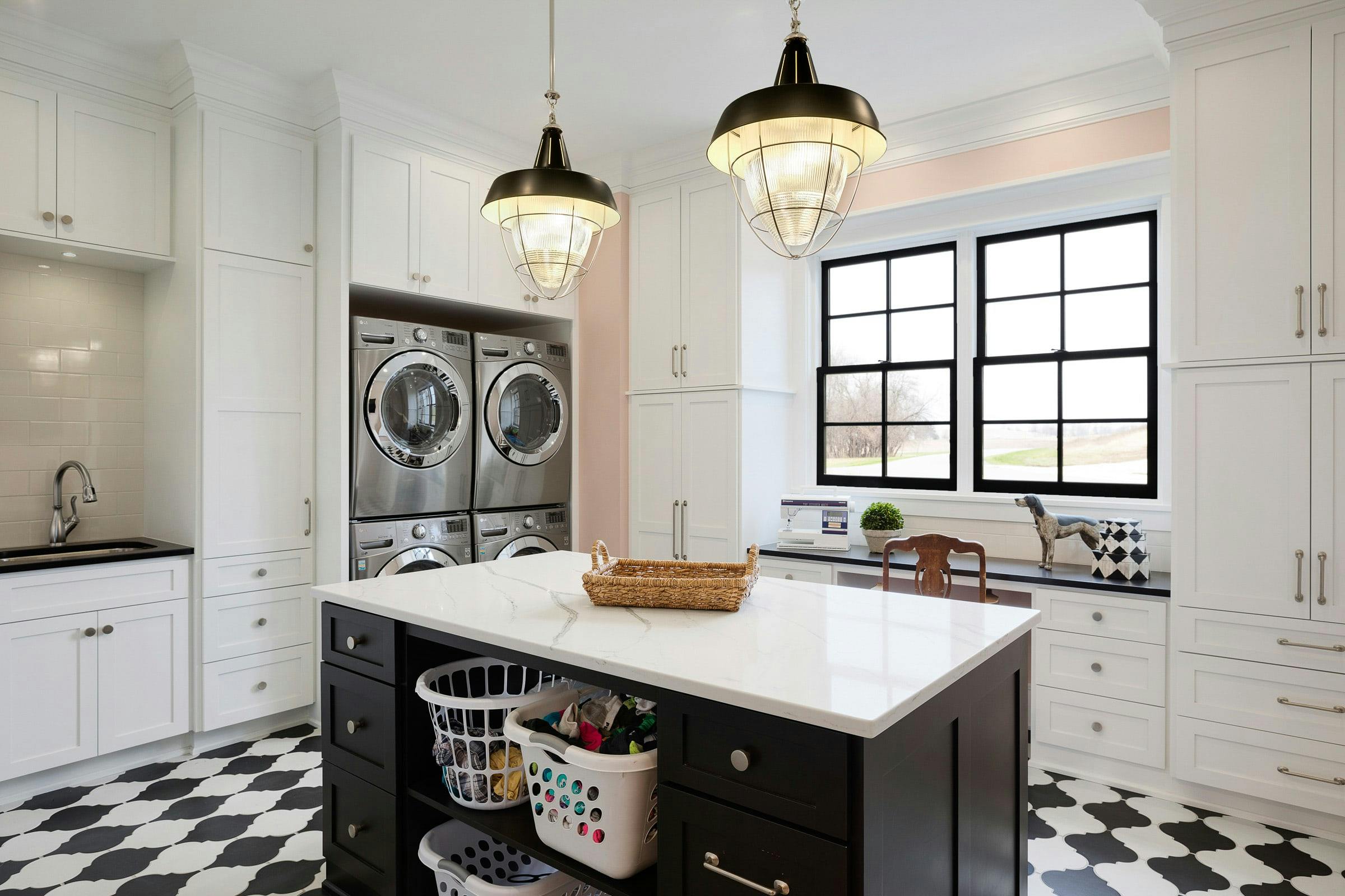 black, white and pink laundry room