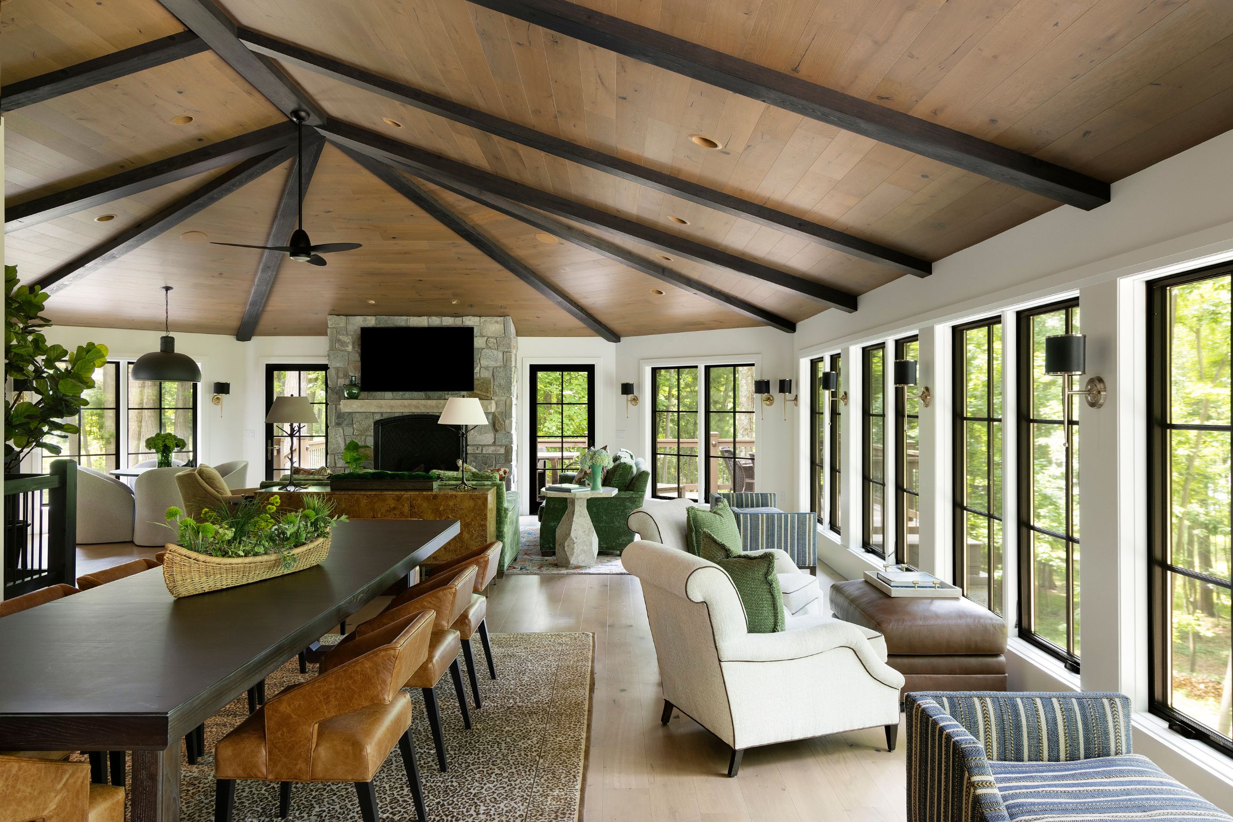 eminent A Family Cabin, Reimagined for the Next Generation