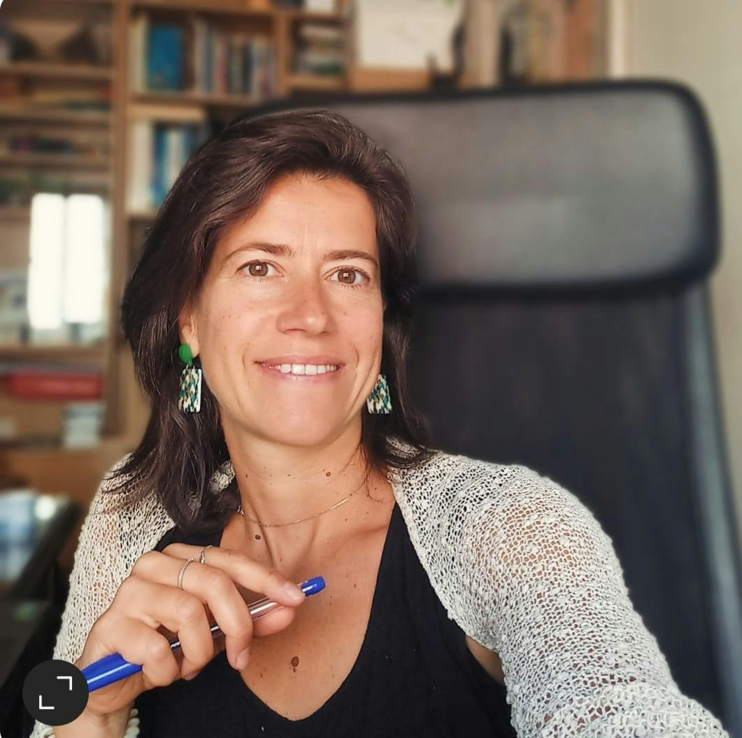Terapia somática // Constelações familiares // Hipnose Clínica
