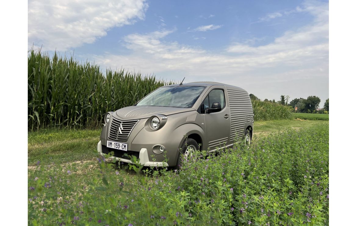 Una mezcla franco-italiana: el Citroën 2CV Berlingo Fourgonette 