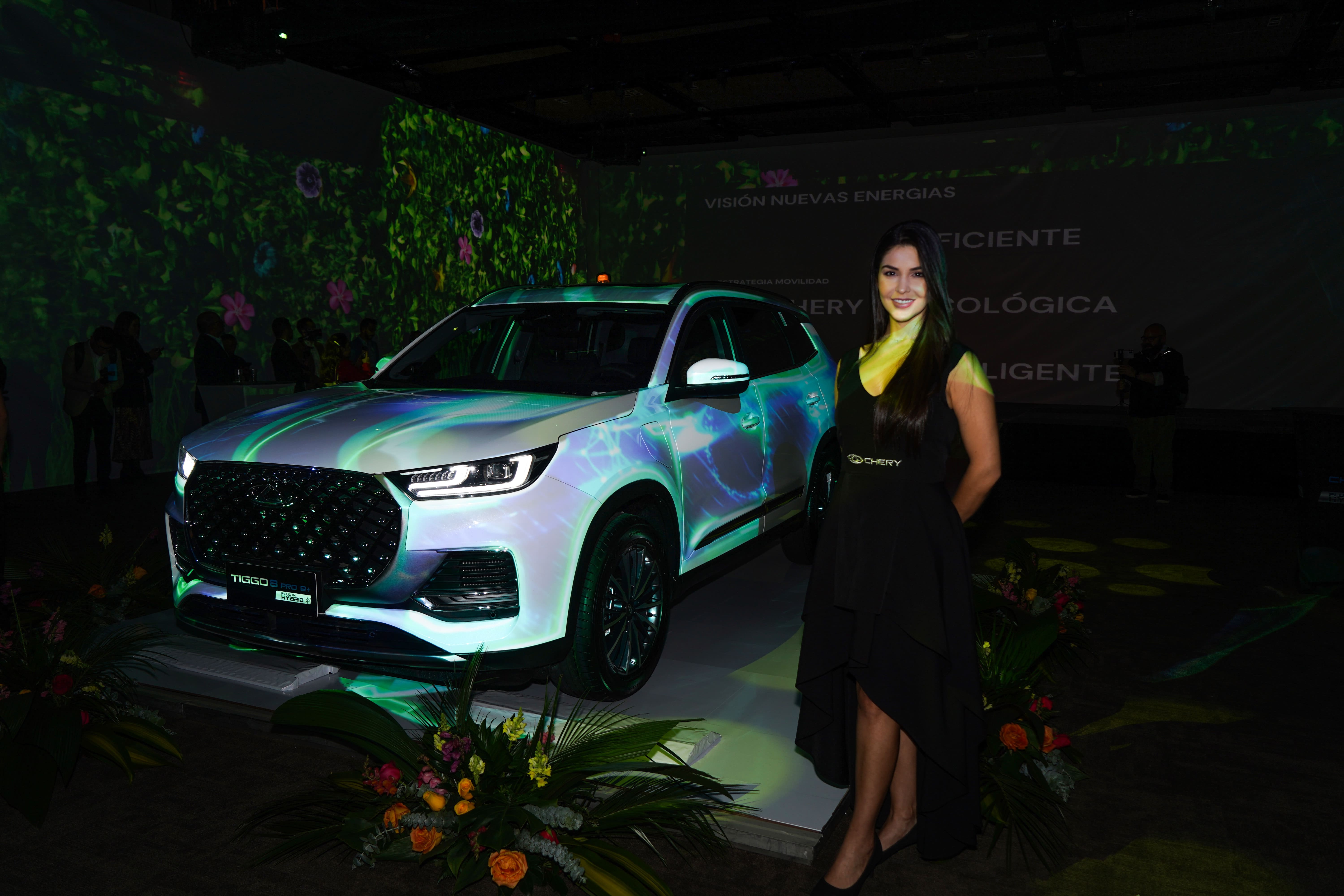 Chery presentó el nuevo Tiggo 8 PRO e+