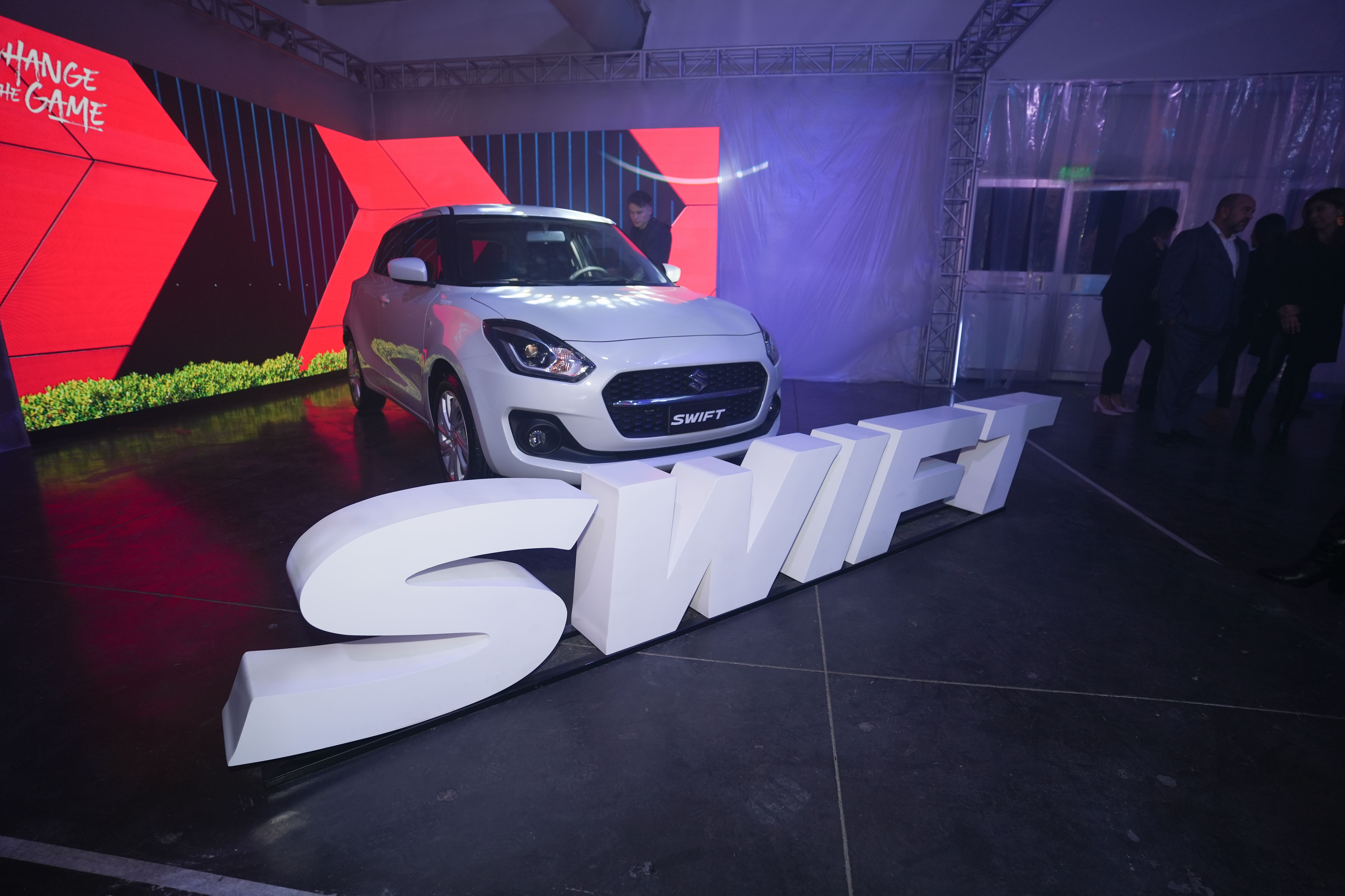 El SUZUKI Swift aterrizó en el Ecuador
