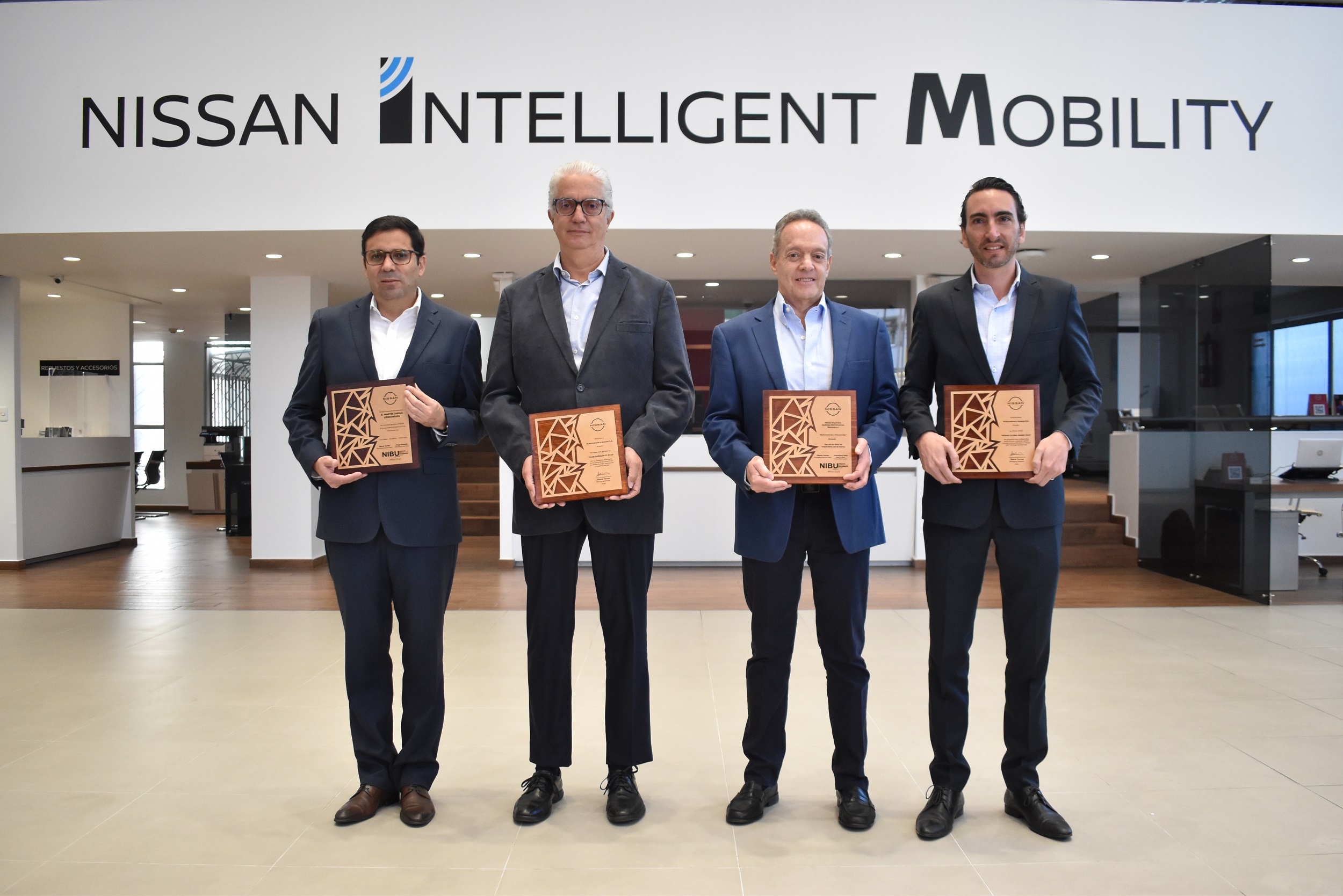 La red Automotores y Anexos fue reconocida por Nissan Motor Co.