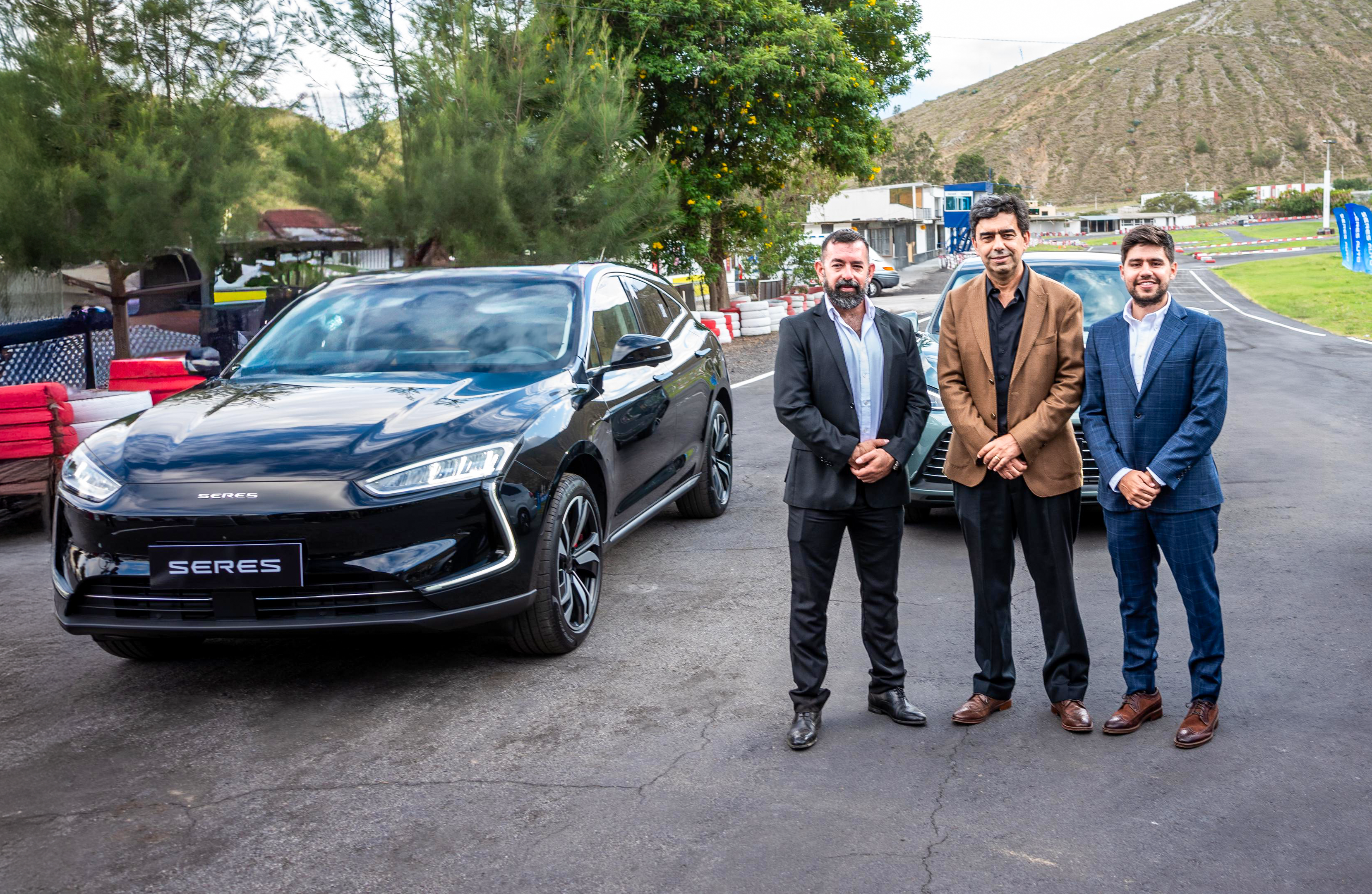 SUVs eléctricos, chinos y premium: SERES llegó al Ecuador