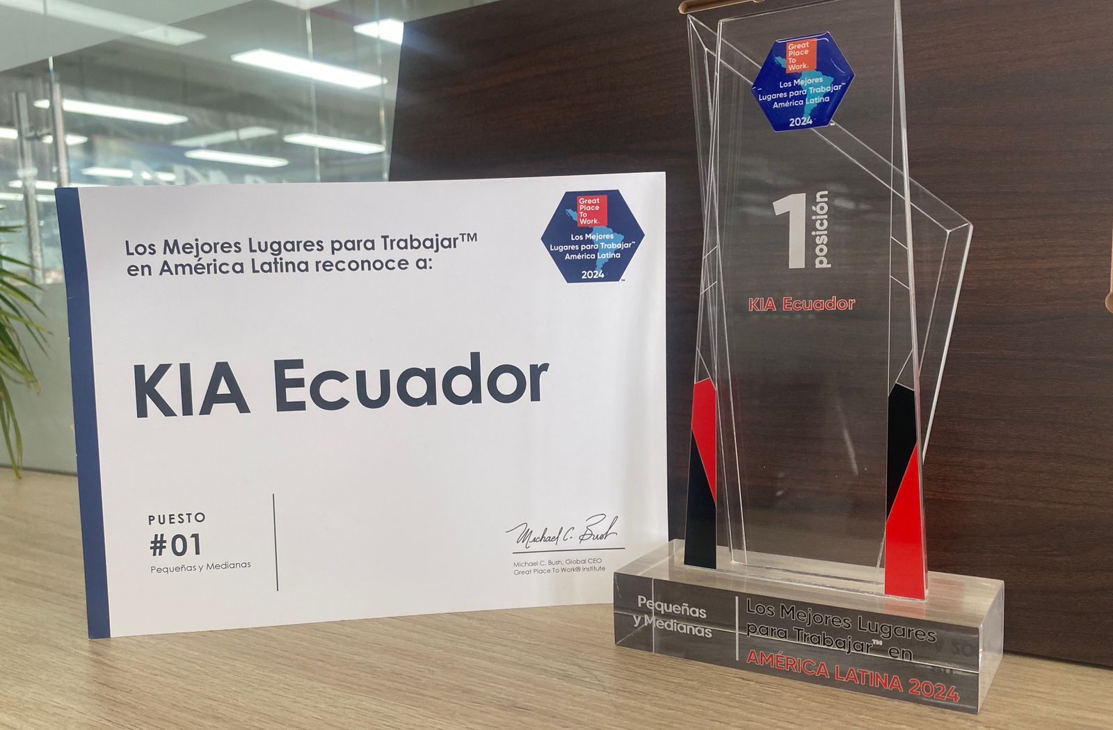 Kia Ecuador en el primer puesto de GPTW, en la categoría pequeñas y medianas industrias