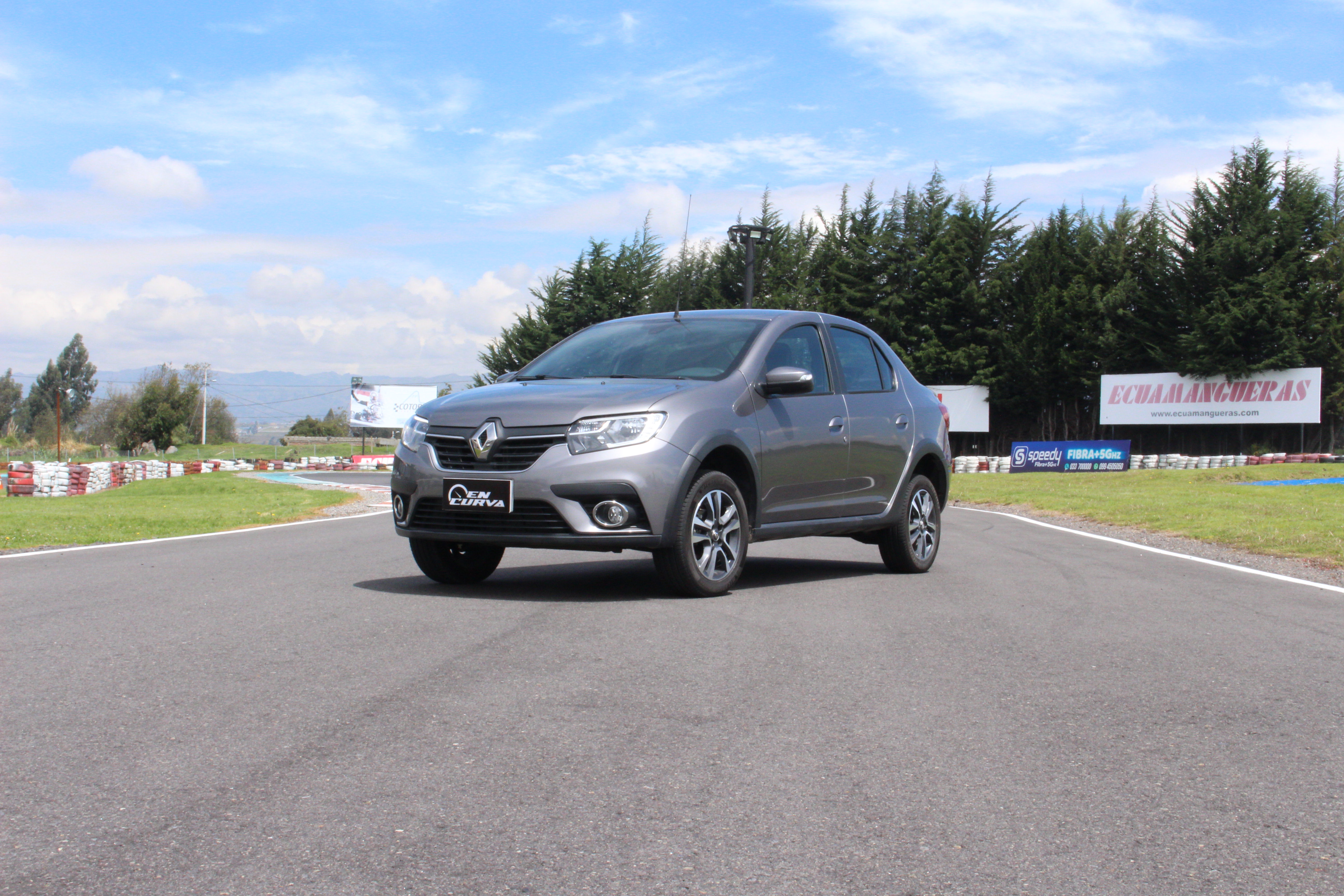 El Renault Logan innova con el concepto de la ‘tropicalización’