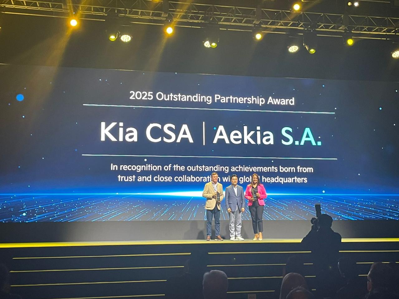 Kia Ecuador se lleva el premio Outstanding Partnership Award