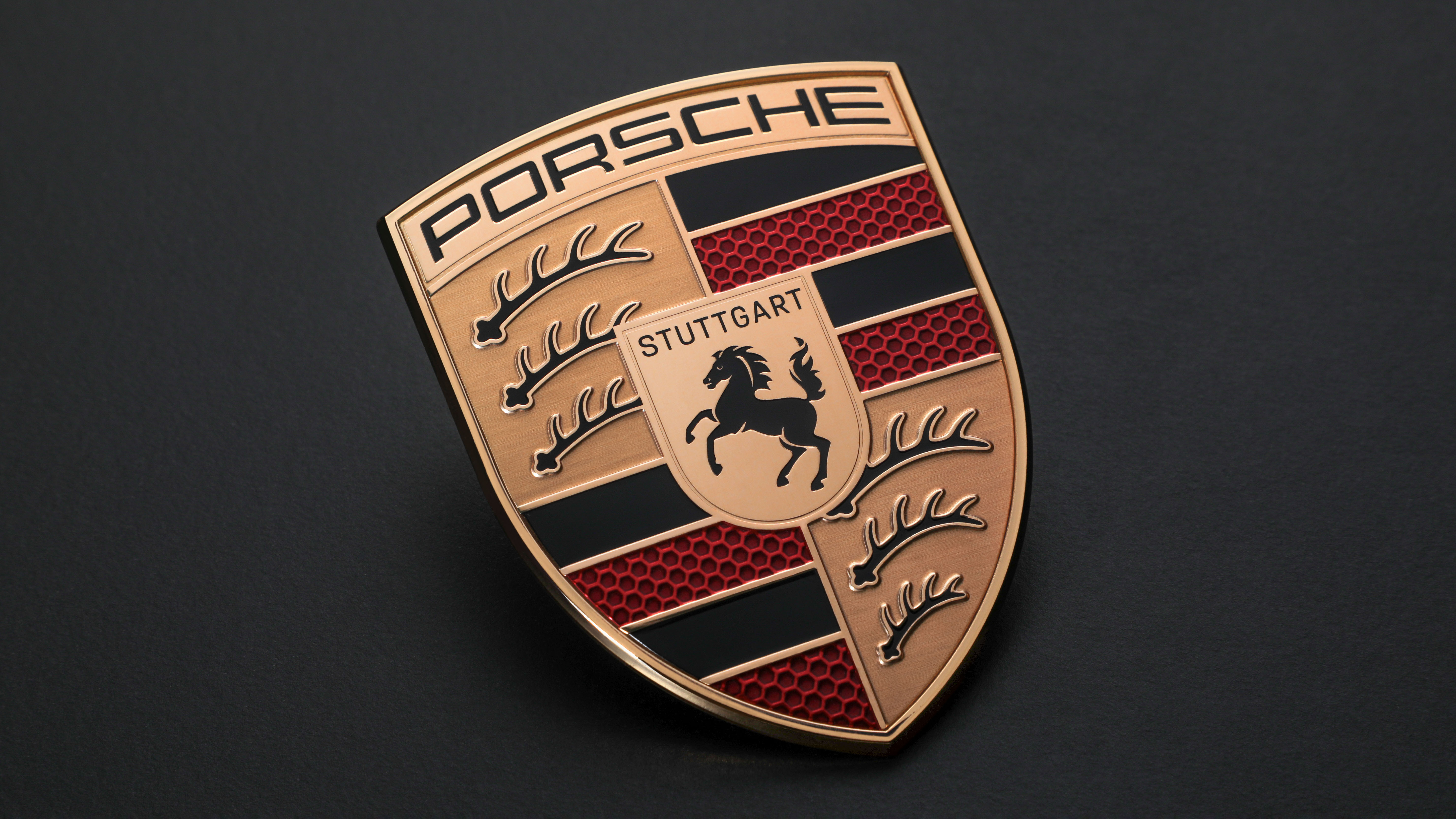 Porsche cambia de representante en Ecuador