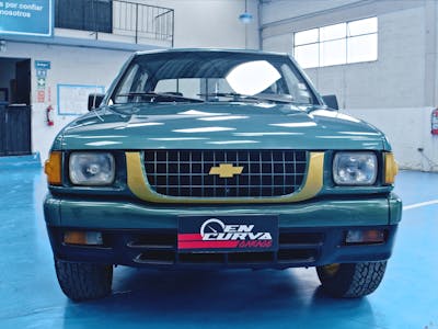 En Curva Garage cumplió un nuevo sueño: renovamos una Chevrolet LUV de 1996