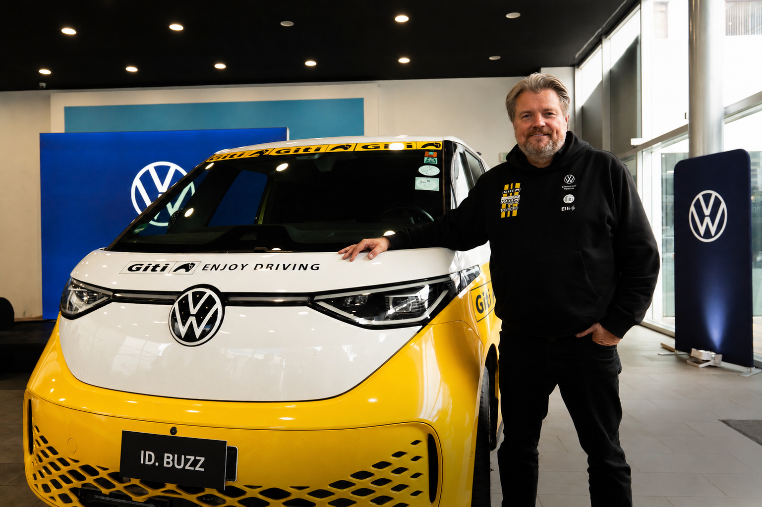 La electromovilidad a prueba en la Mitad del Mundo: el Volkswagen ID. Buzz busca un récord Guinness
