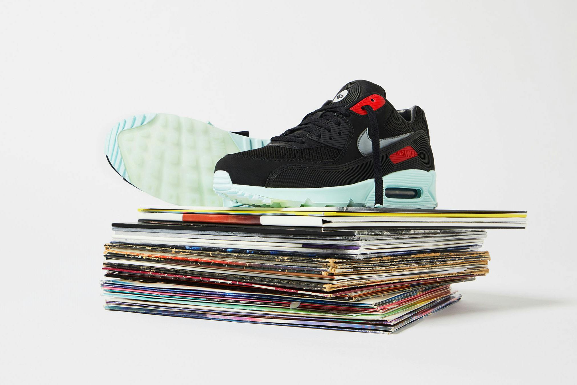 Nike Air Max 90 Premium 'Vinyl' - Register Now END. (JP) Launches | END. (JP)