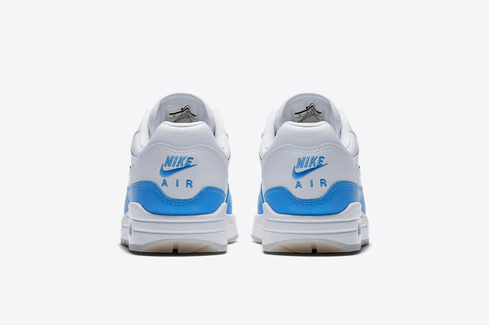 Nike Air Max 1 Jewel 'University - now on END. Launches | END. (ES)