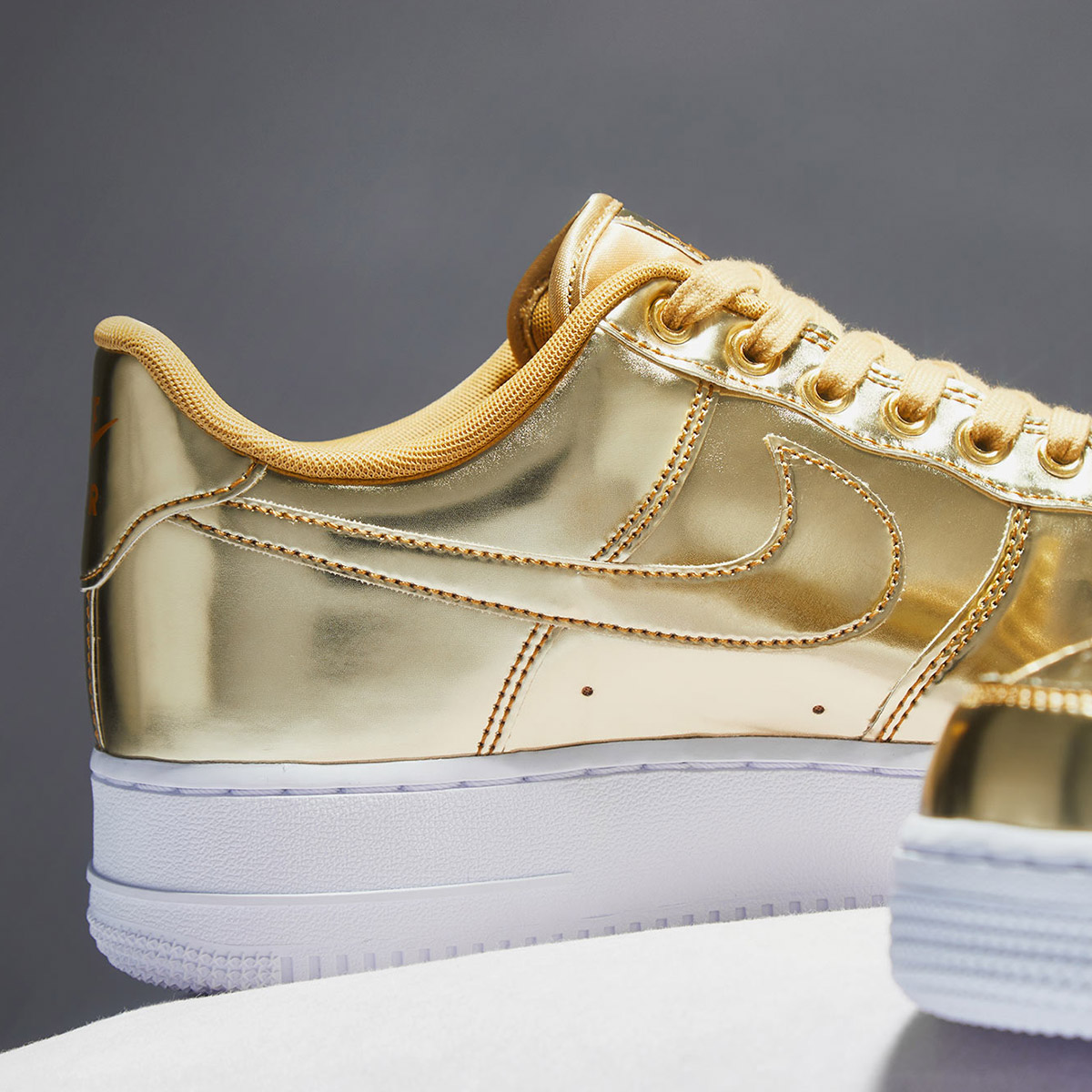 Nike Air Force 1 SP W - Register Now on END. Launches | END.