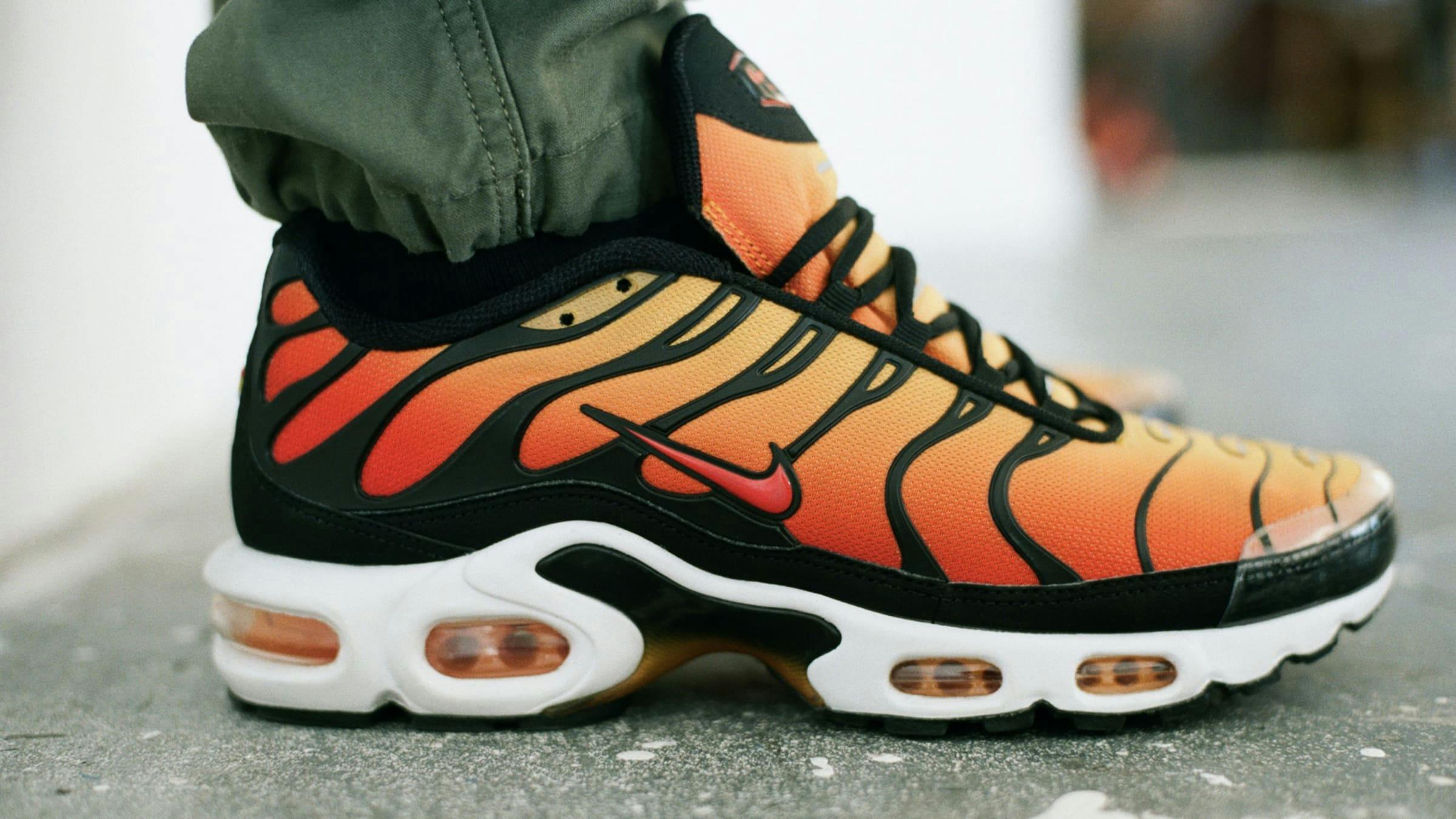 Nike Air Max Plus (TN) 'Sunset Orange' - Now on END. (FR) Launches | END. (FR)