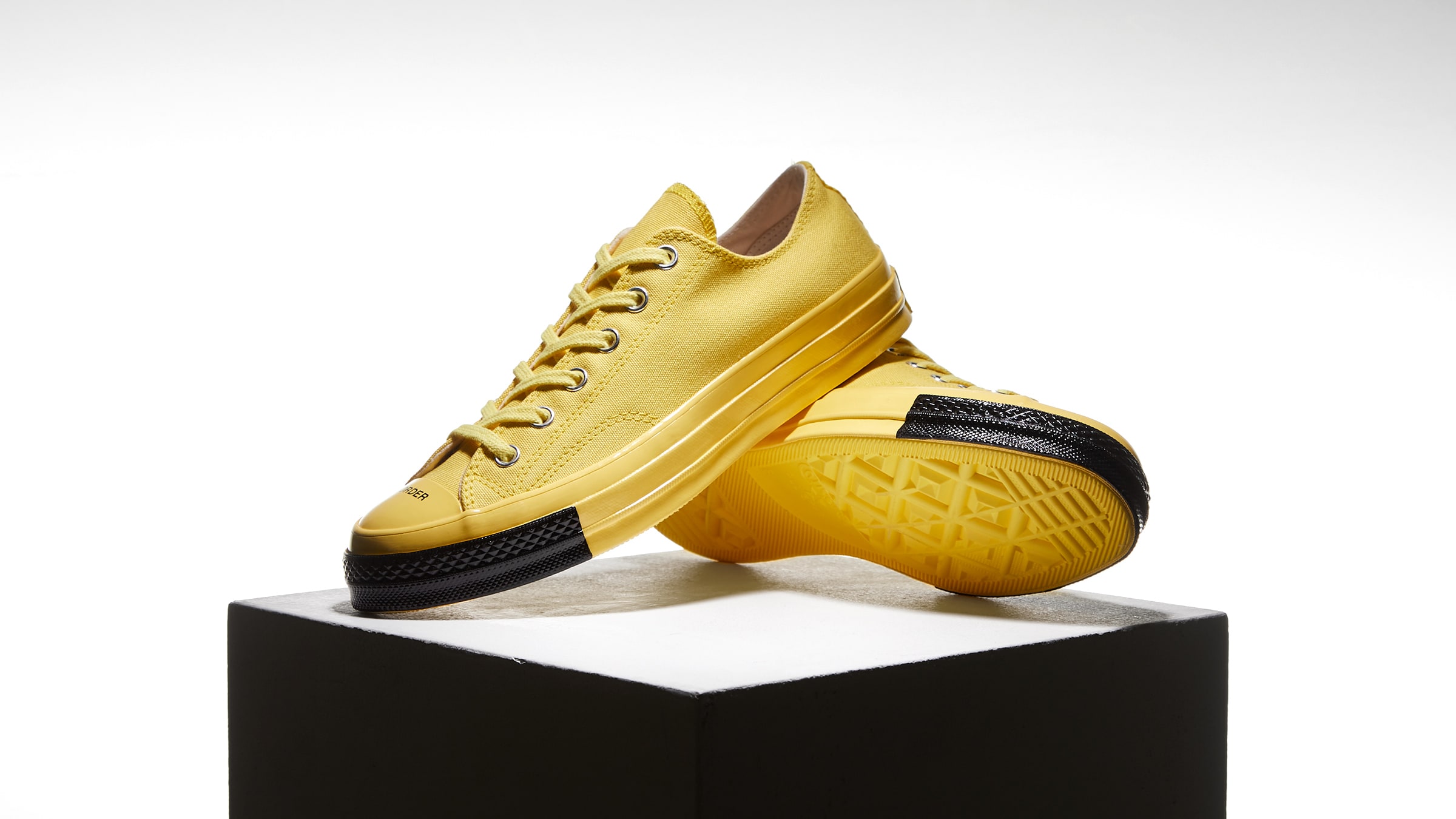 undercover converse low