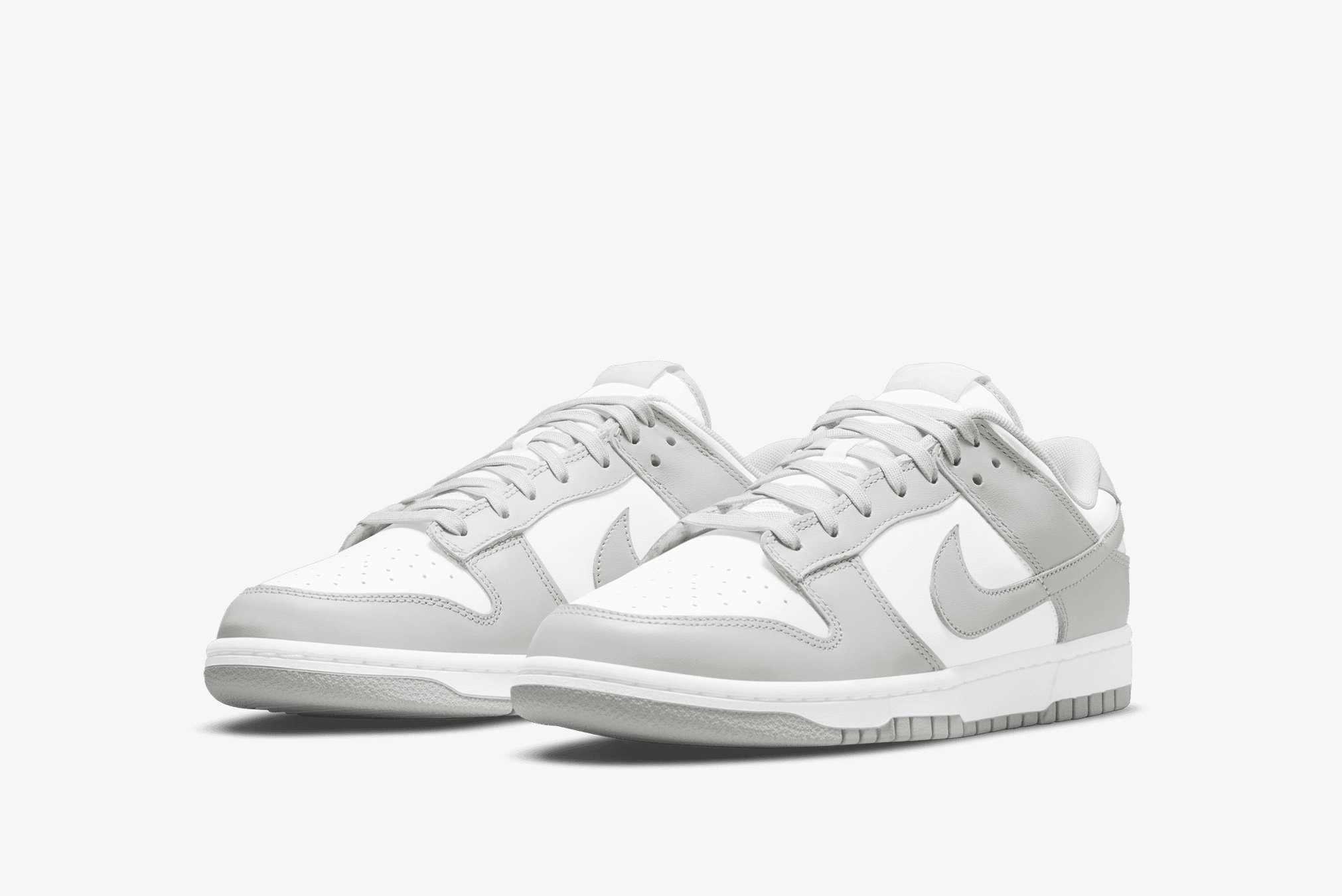 nike low dunk grey and white