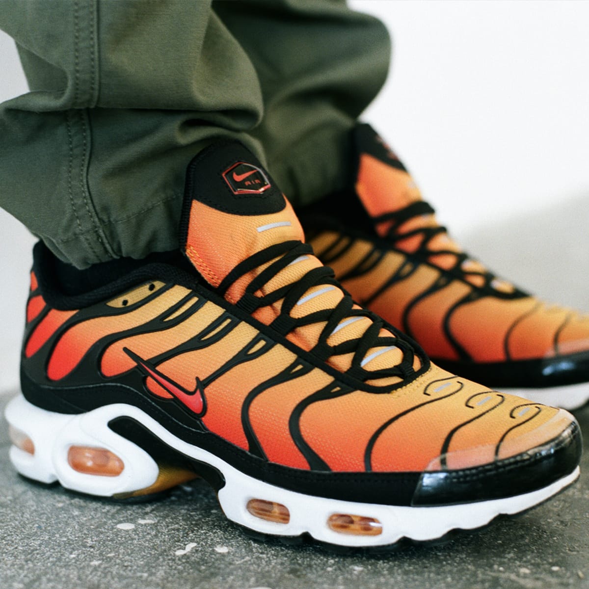 nike tn plus orange