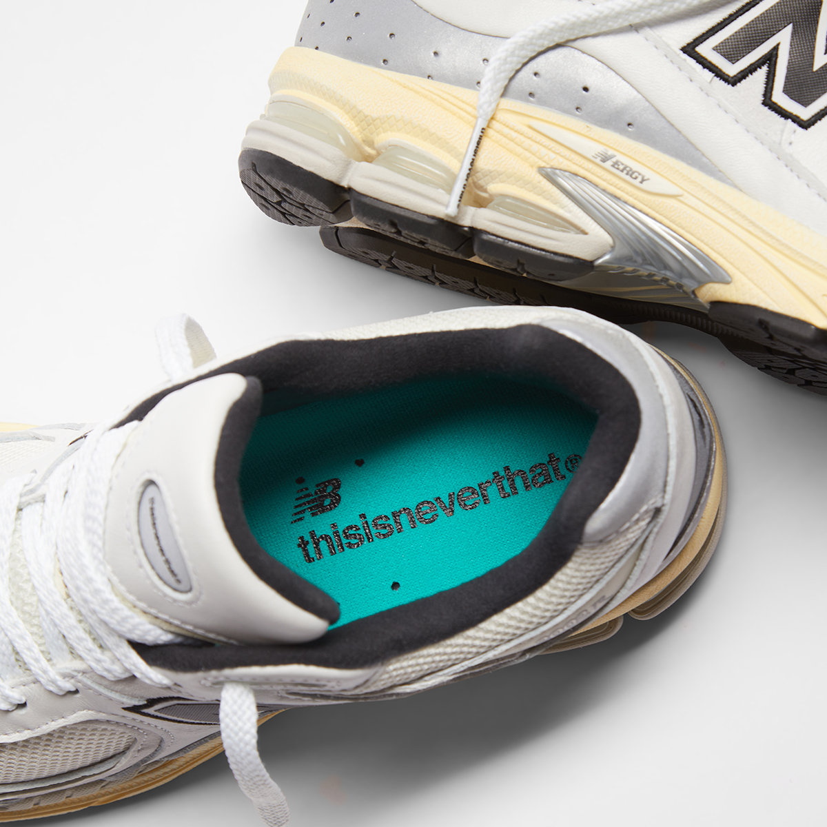 New Balance x thisisneverthat 2002 | END. (HK)