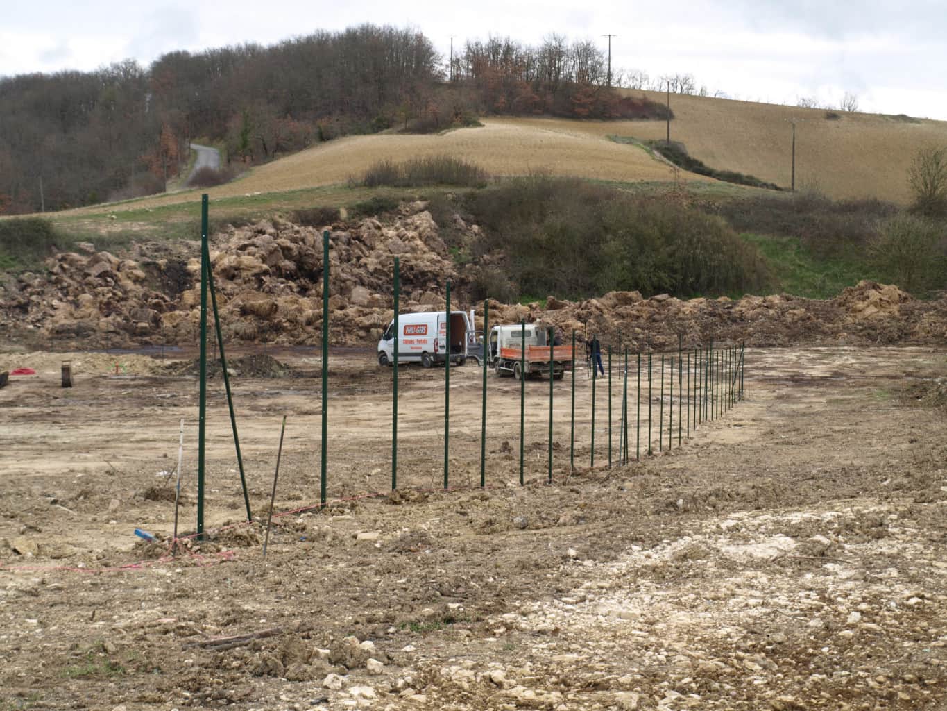 Pose de la clôture par la société Phili-Gers