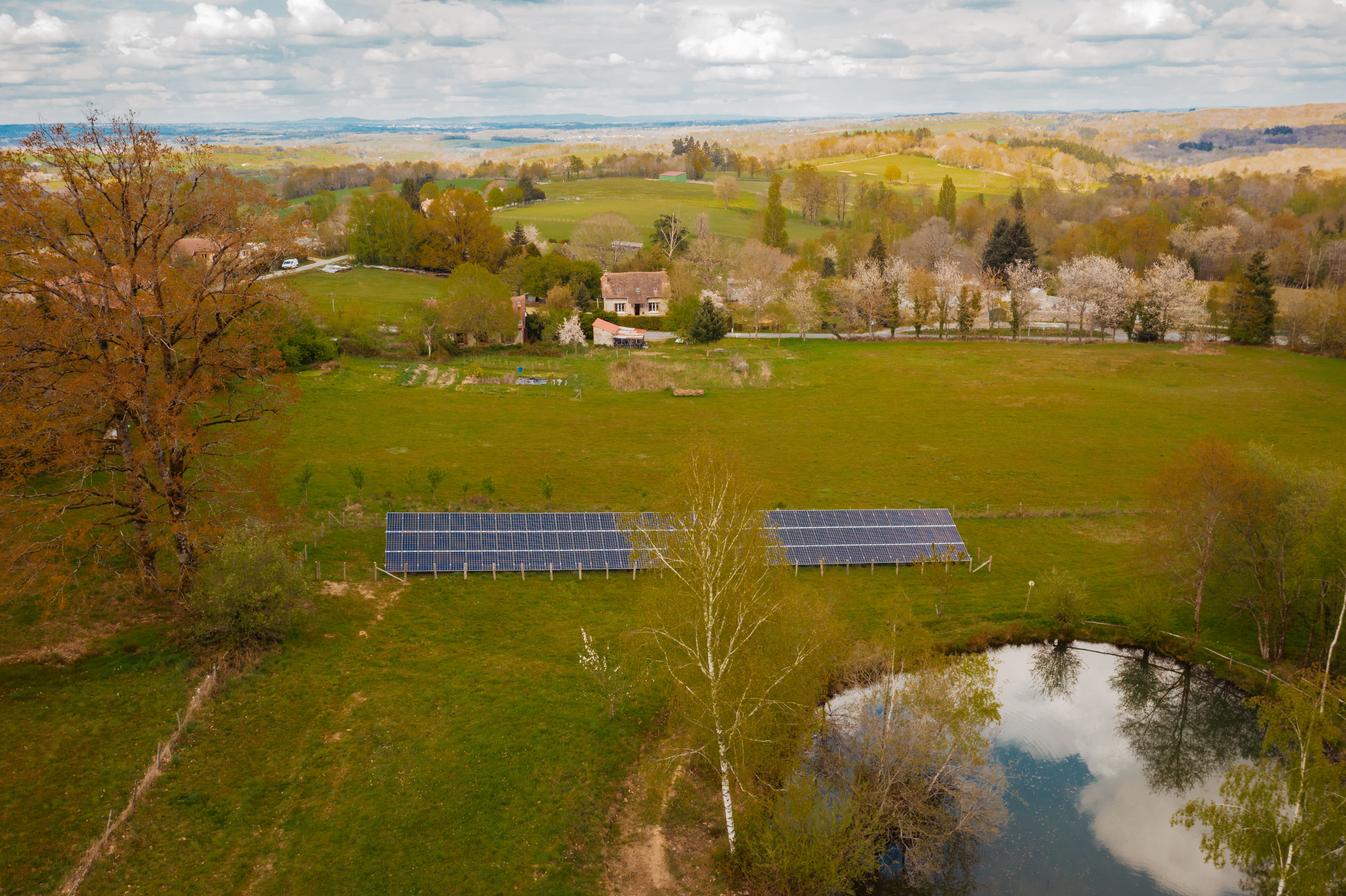 Centrale photovoltaïque au sol - Rilhac-Lastours - crédit photo : Lycia Walter - Enercoop Nouvelle-Aquitaine