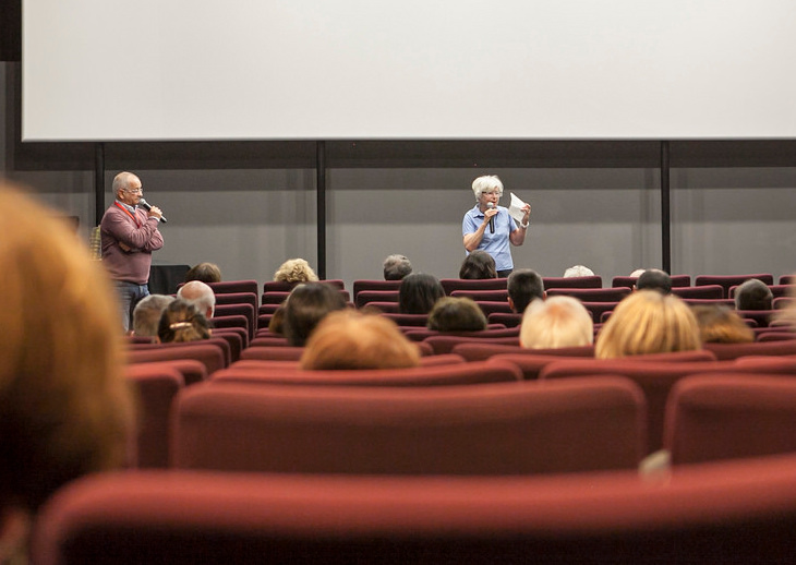 Intervenants lors d'une projection-débat
