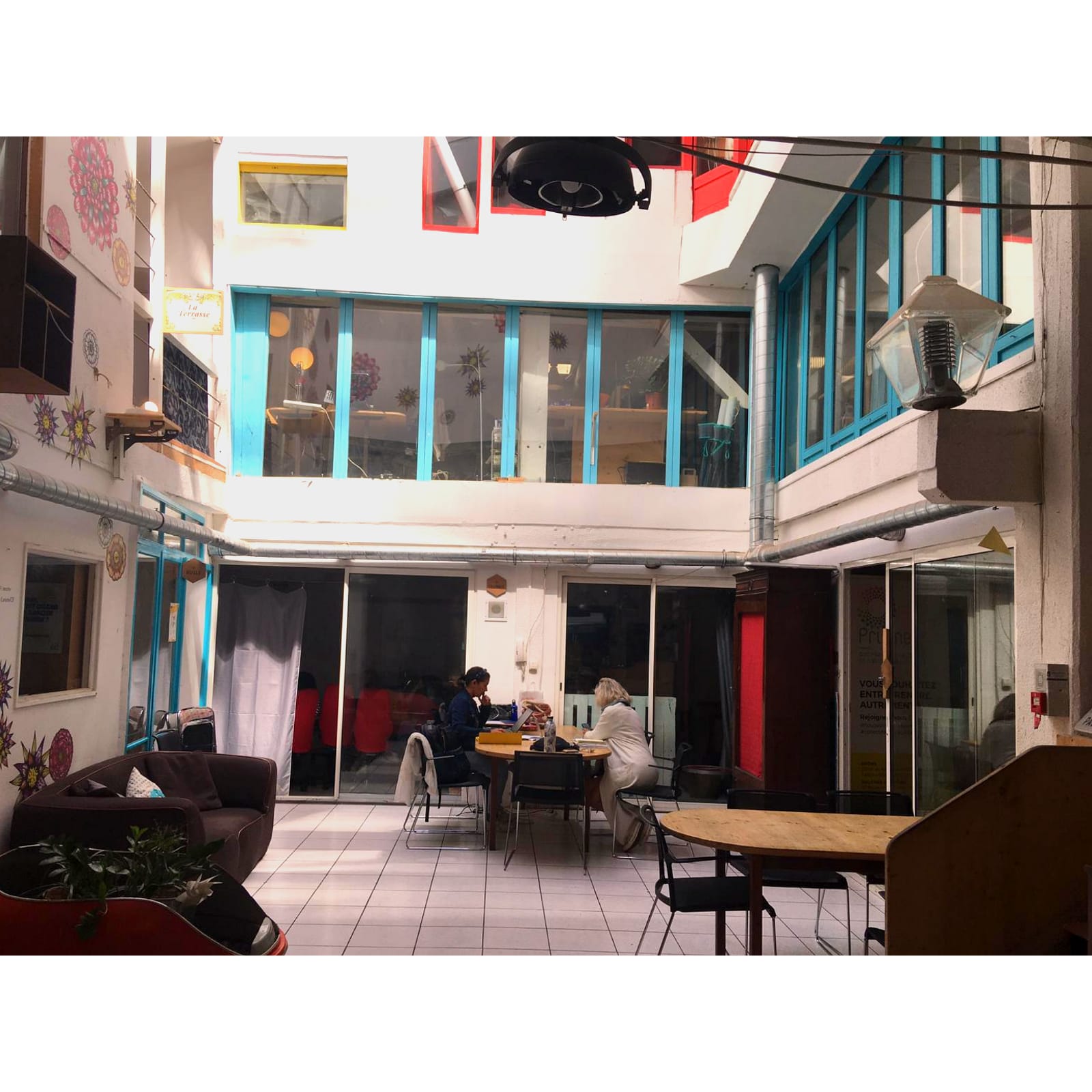 la ruche coworking marseille