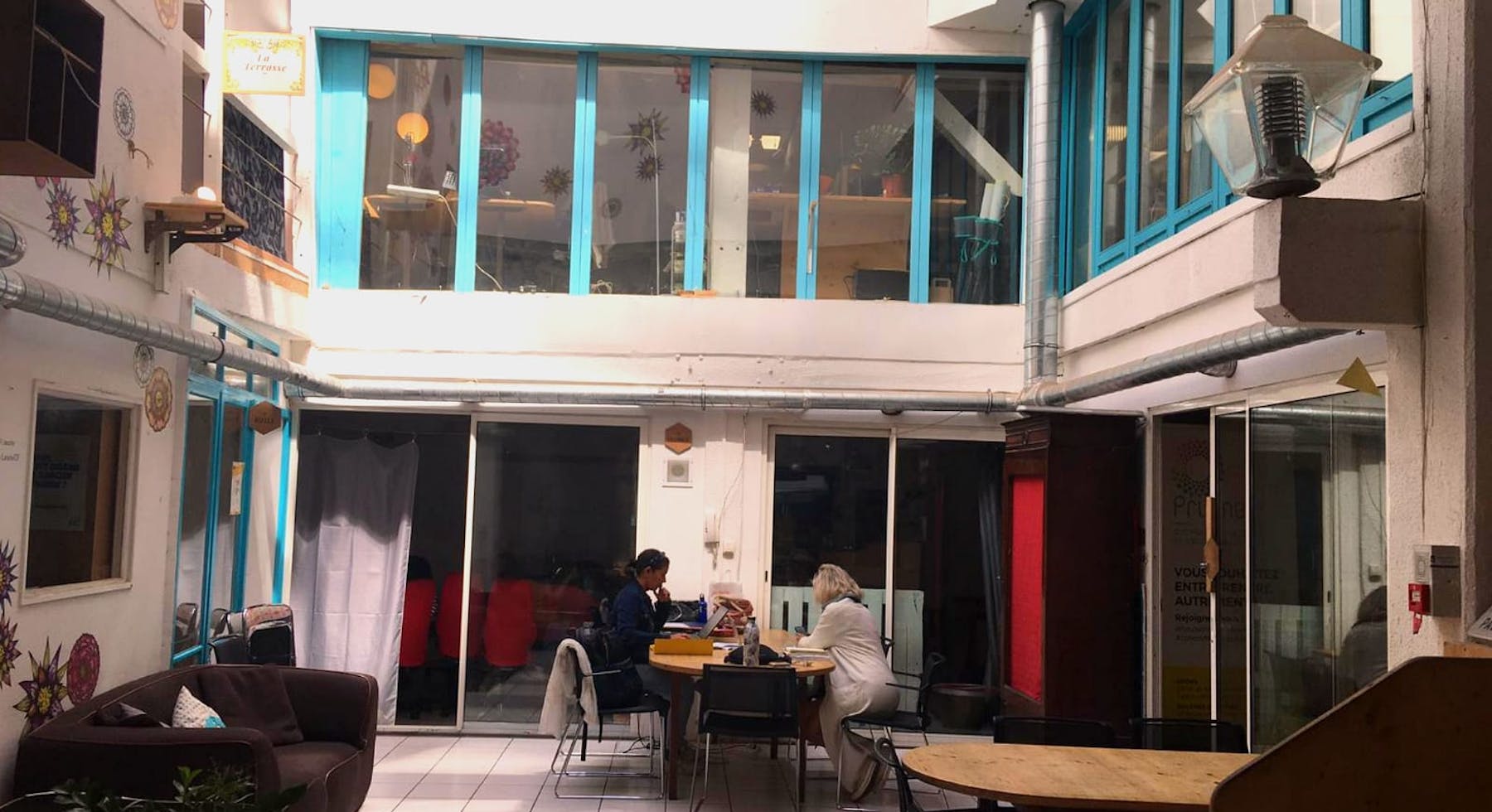 la ruche coworking marseille