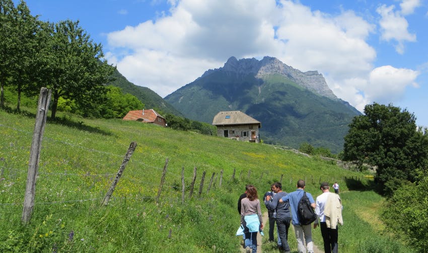 Communauté de communes Coeur de Savoie installe deux parcs solaires avec Enercoop Auvergne-Rhône-Alpes