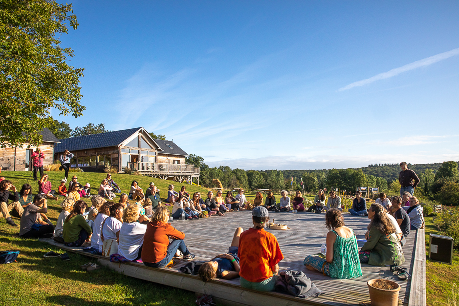 Honfleur en Normandie, l'écolieu l'arbre aux étoiles