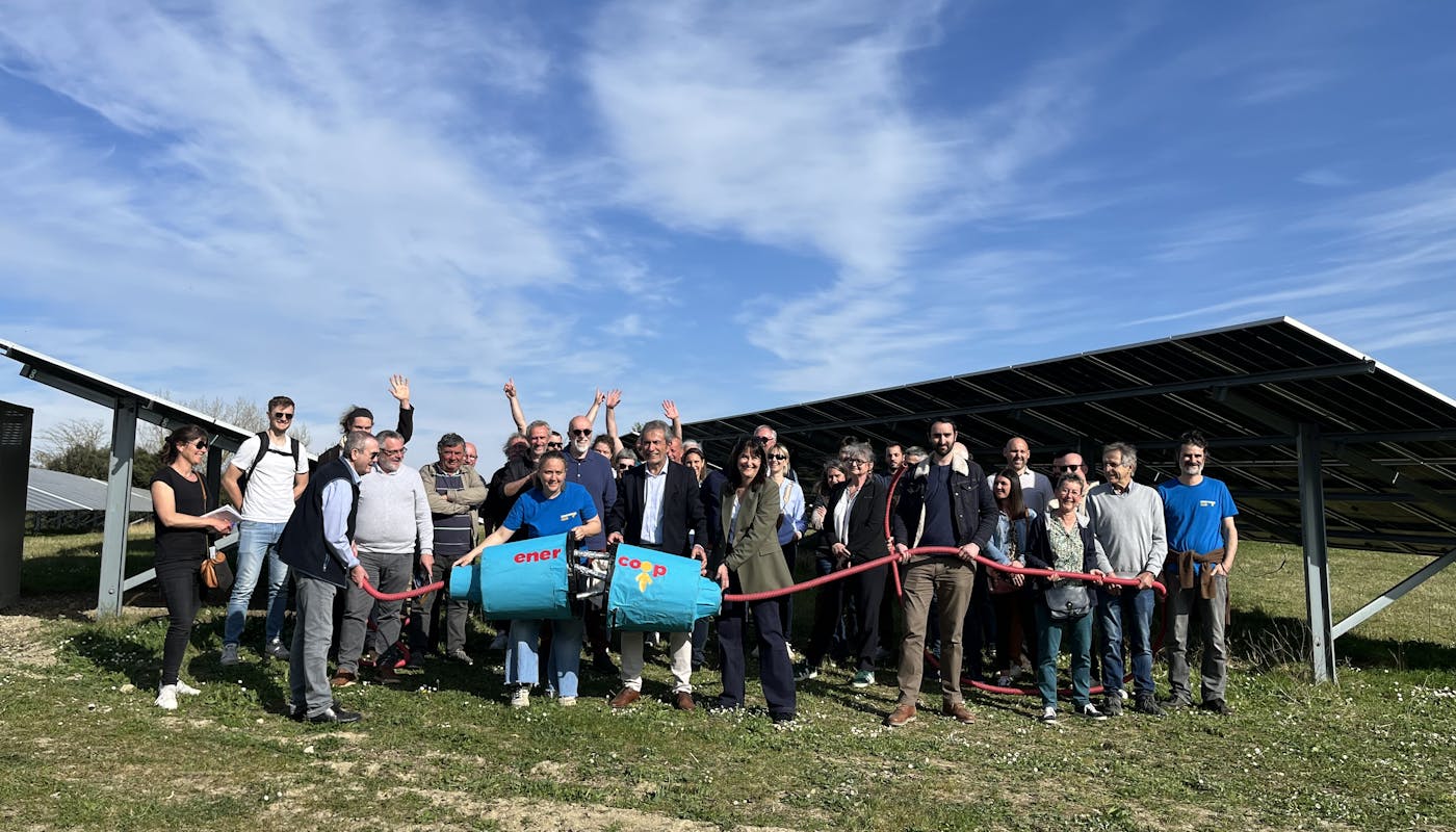 Inauguration du parc solaire de La Camave,  énergie solaire et éco-pâturage : le duo gagnant ! photo de groupe de l'inauguration de Villefranche-de-Lauragais