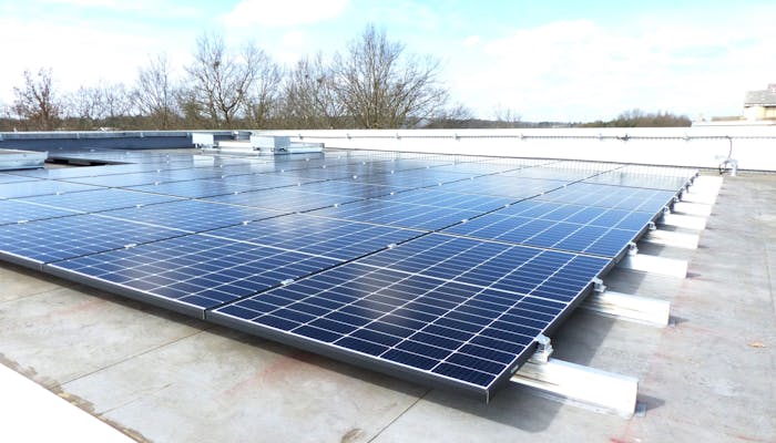 panneaux solaires en toiture de la chocolaterie
