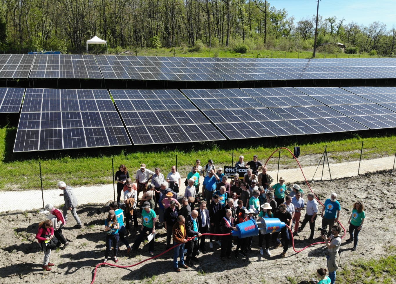 Photo de l'inauguration du parc solaire de la mailleraie à faurilles en Dordogne